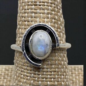 New Moonstone Crystal Gemstone Silver Overlay Ring Size 6.75